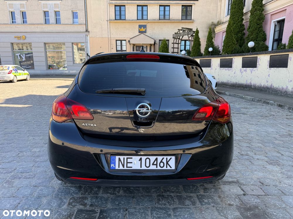 Opel Astra - 4