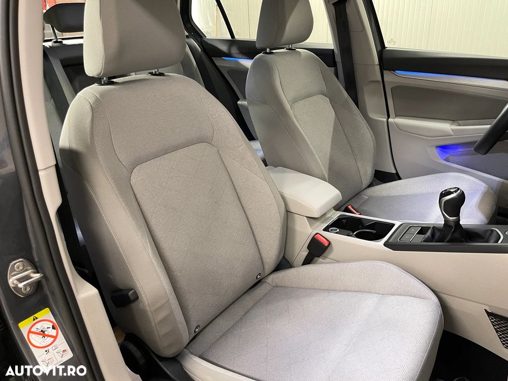 Volkswagen Golf 1.5 TSI ACT Life - 10