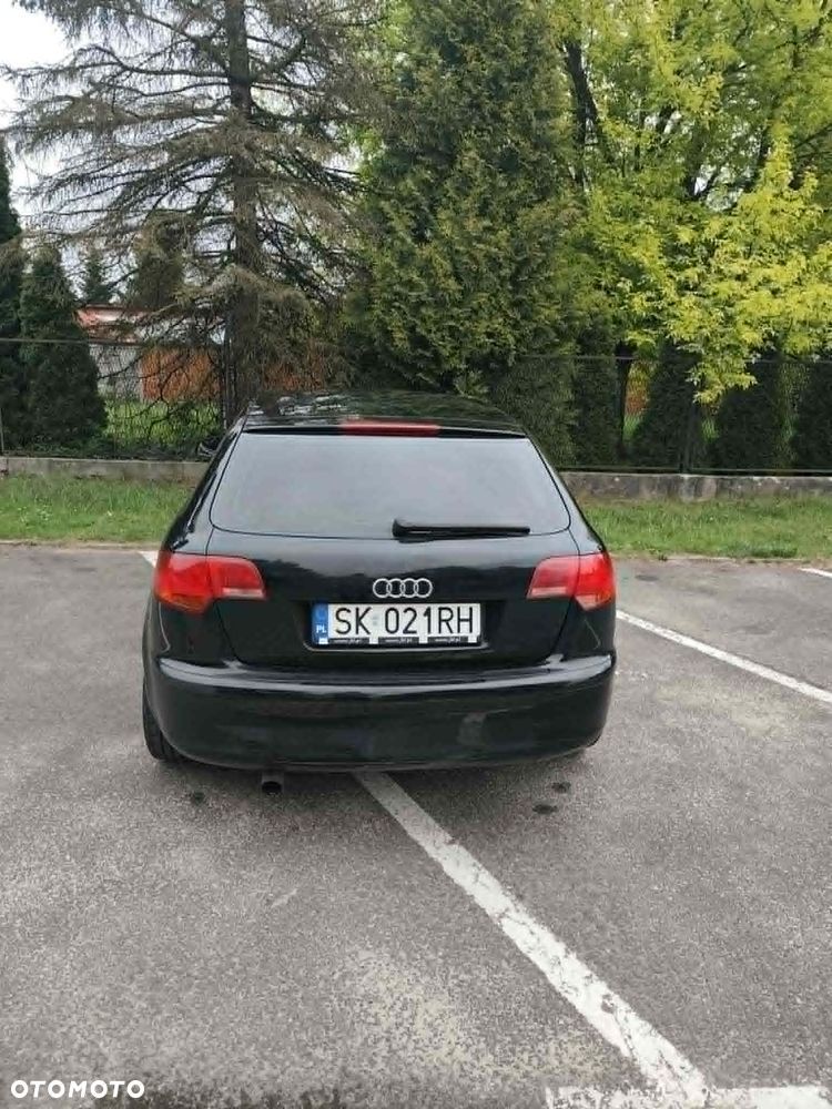 Audi A3 Sportback - 3