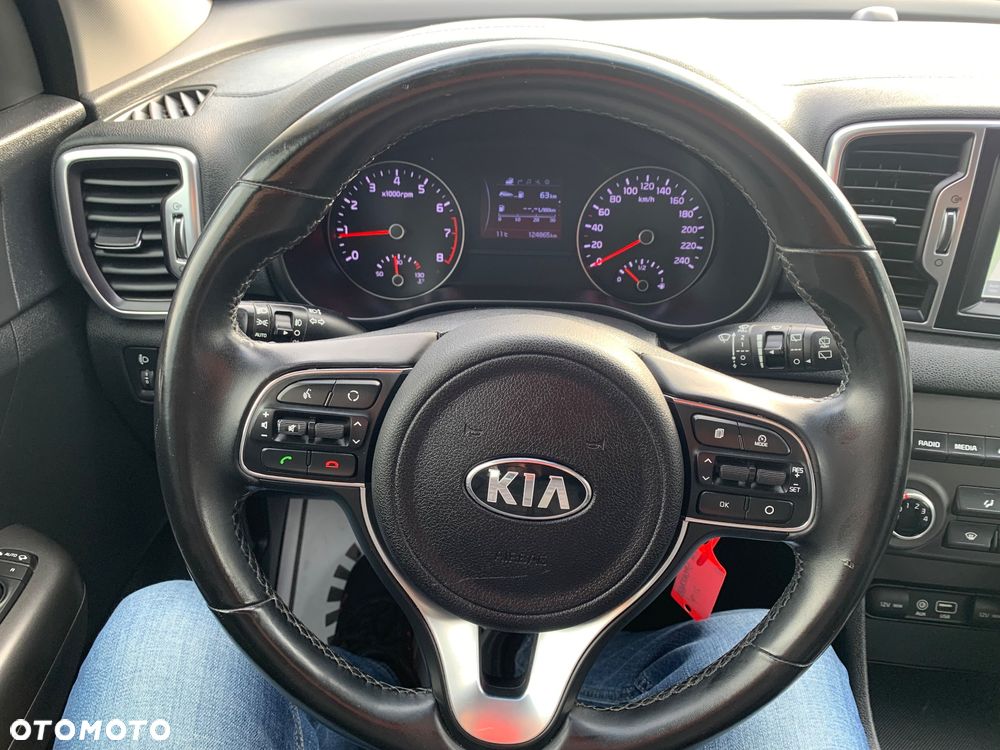 Kia Sportage 1.6 GDI 2WD Black Edition - 16