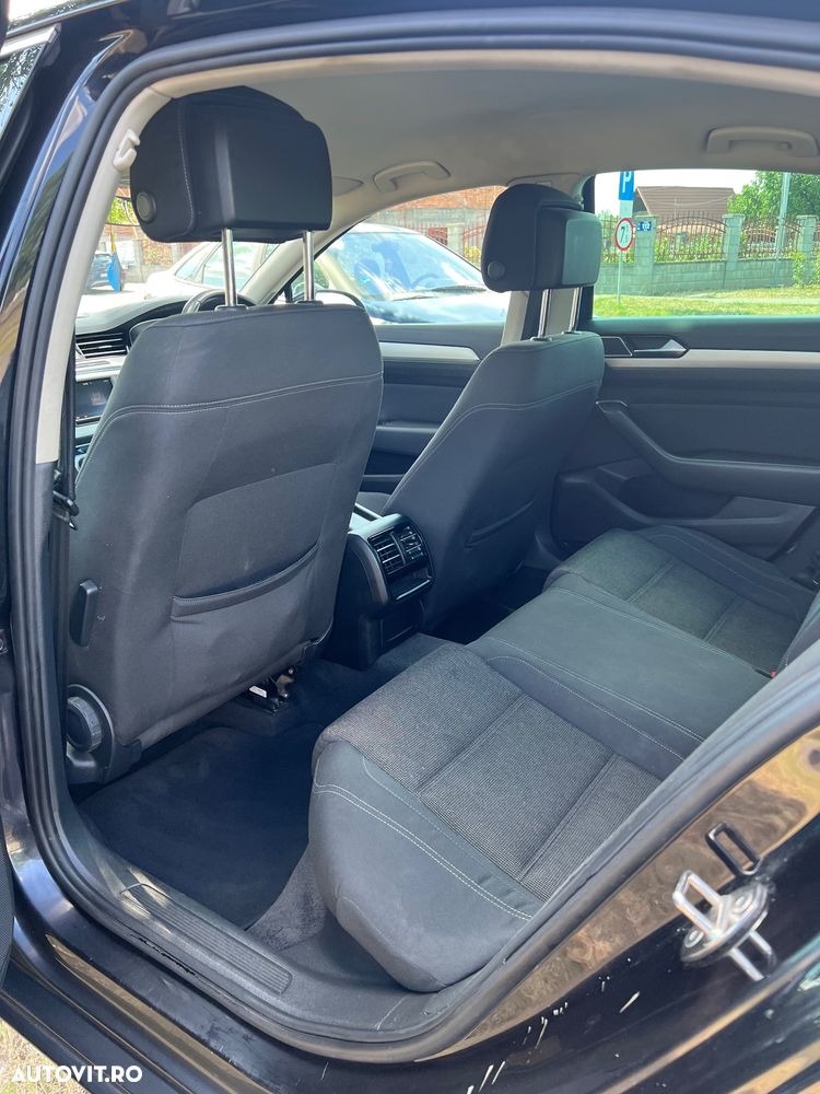 Volkswagen Passat 2.0 TDI R Executive - 10