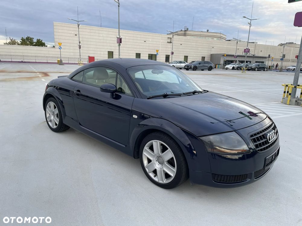 Audi TT Coupé - 11