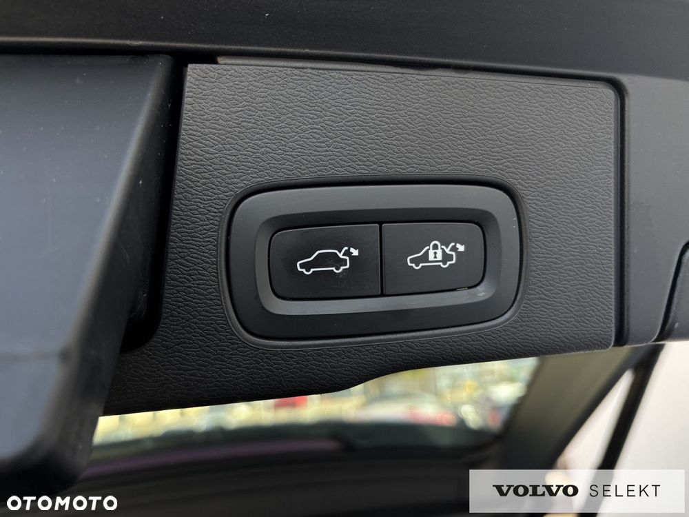 Volvo XC 60 - 25