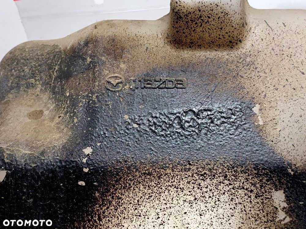 ZBIORNIK SPRYSKIWACZY  MAZDA 2 (DE_, DH_) 2007 - 2015 1.3 (DE3FS) 63 kW [86 KM] benzyna 2007 - 2015 - 4