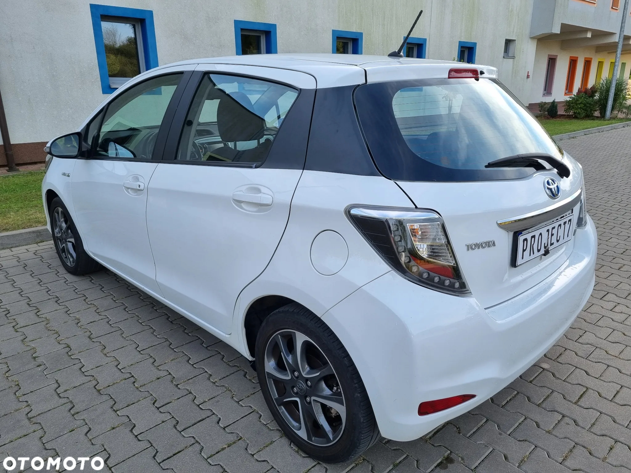 Toyota Yaris Hybrid 1.5 VVT-i Style - 6