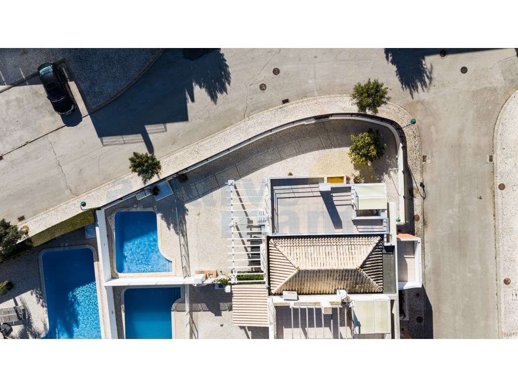 Moradia geminada T3 com Piscina Privada e Garagem - Praia da Lota - Grande imagem: 3/33