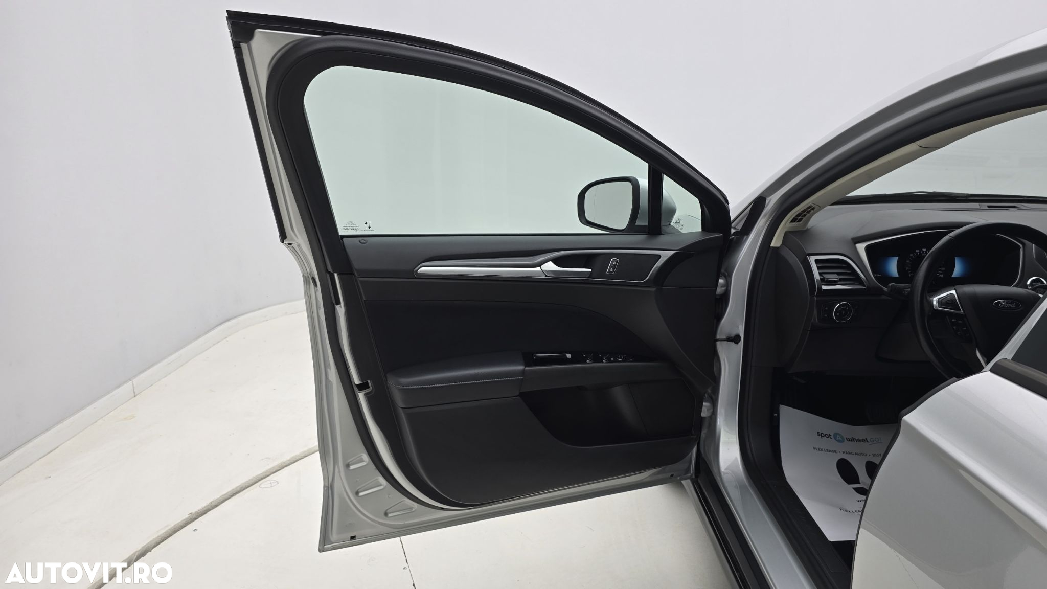 Ford Mondeo 2.0 HEV Trend - 10