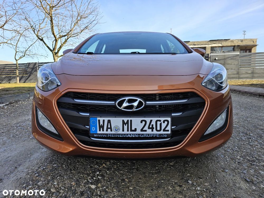 Hyundai i30 - 24