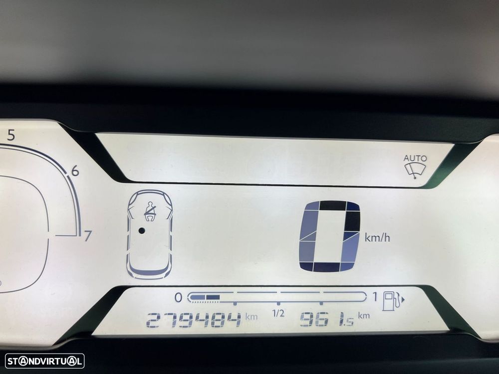 Citroën C4 Grand Picasso 1.6 e-HDi Collection ETG6 J17 - 9