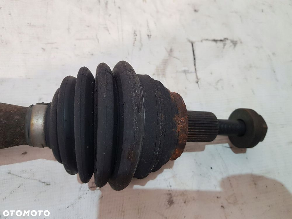 półoś prawa prawy przód vw audi skoda eu 1.4 - 2