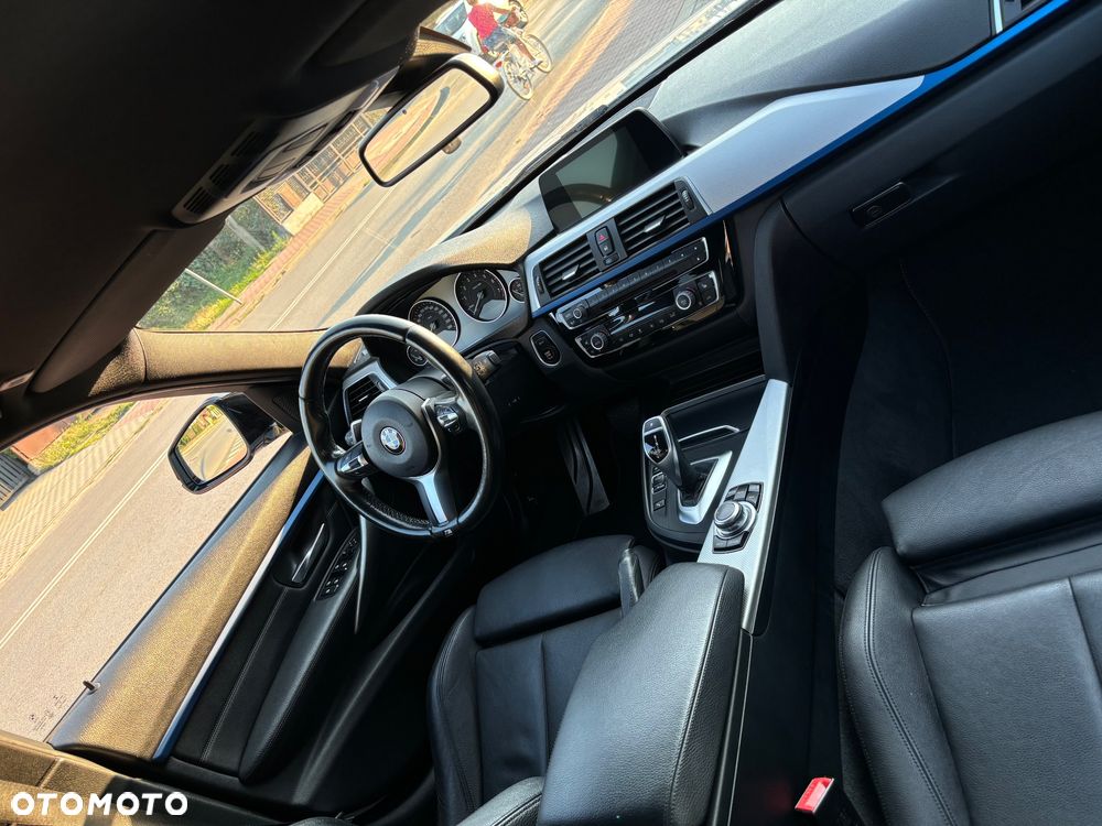 BMW Seria 3 330i xDrive M Sport Shadow sport - 7