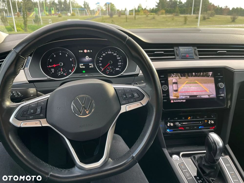 Volkswagen Passat 1.5 TSI EVO Elegance DSG - 24