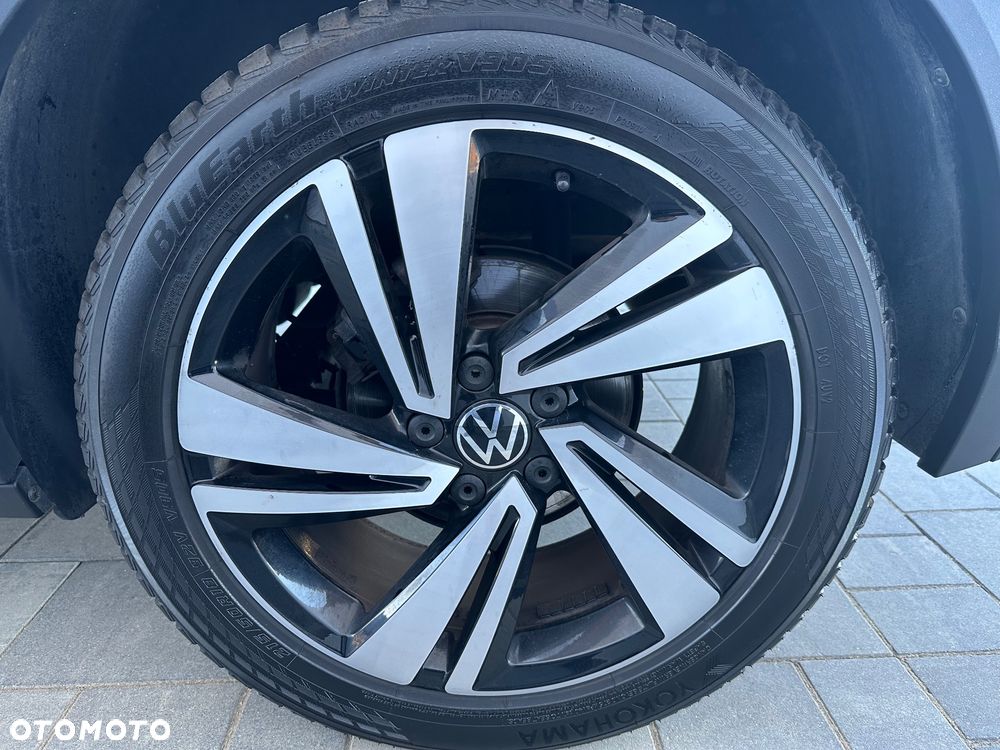 Volkswagen T-Roc 1.5 TSI R-Line DSG - 22