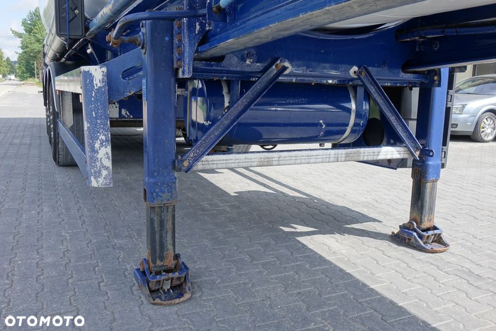 Spitzer EUROVRAC / SILOS 60m3 / ROZŁADUNEK GRAWITACYJNY / SAF / ALUMINIOWE FELGI - 14