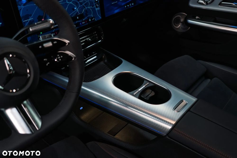 Mercedes-Benz CLA - 28
