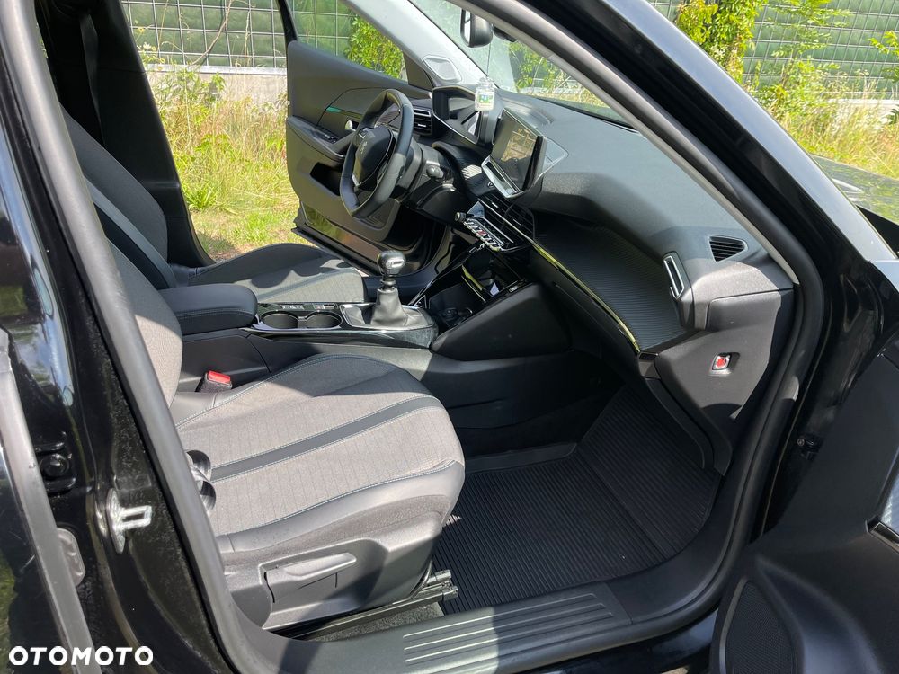 Peugeot 2008 PureTech 130 Active - 21