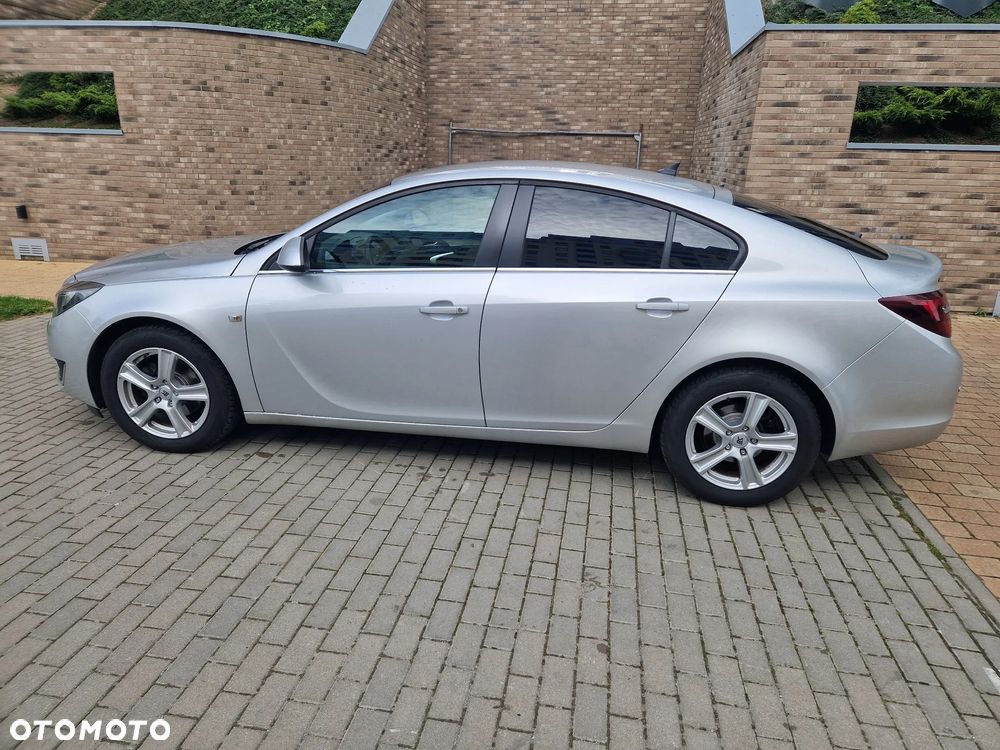 Opel Insignia 2.0 CDTI Edition - 2