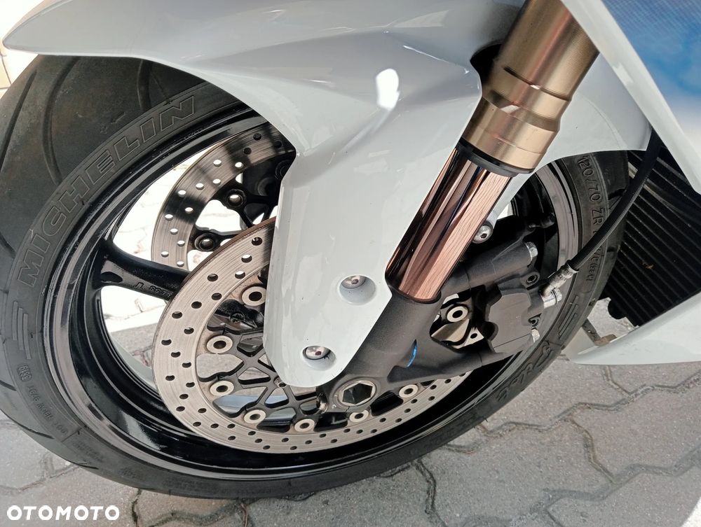 Suzuki GSX-R - 8