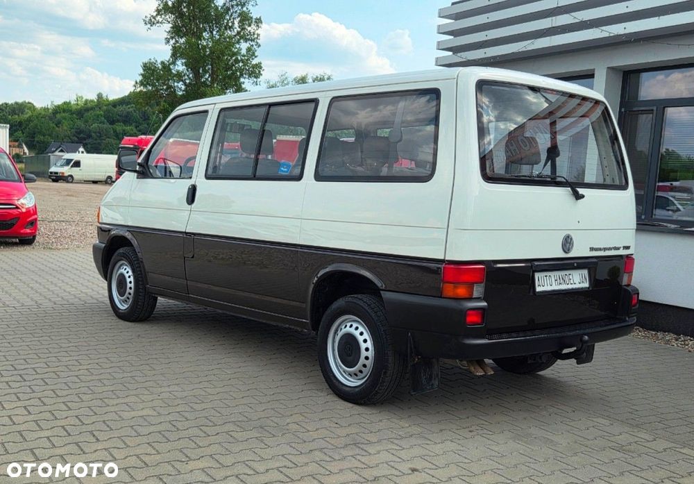 Volkswagen Transporter - 31