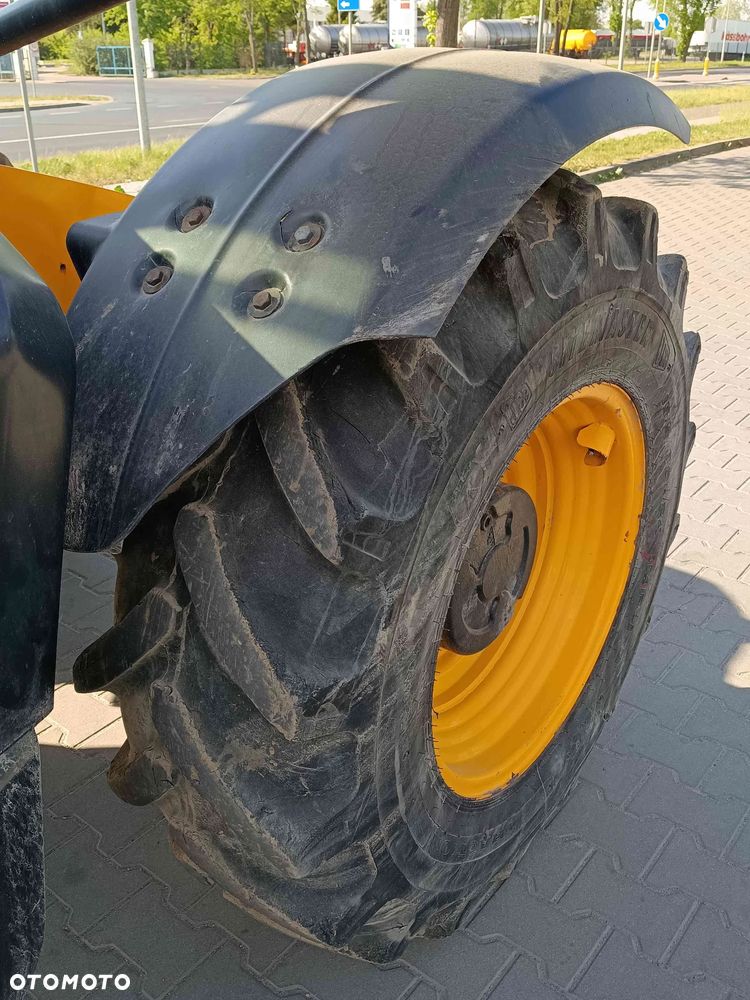 JCB 531-70 Hi-Viz - 15