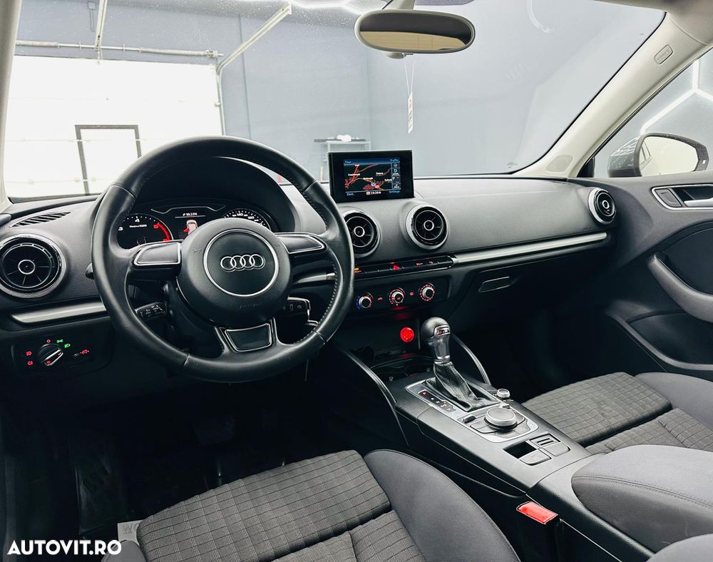 Audi A3 ack 1.6 TDI S-tronic Attraction - 20