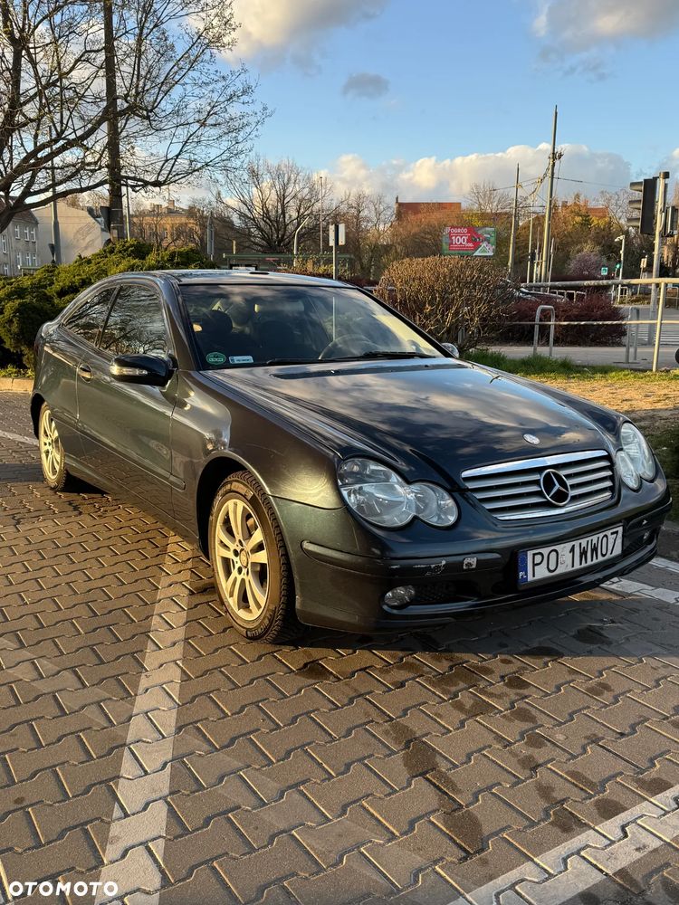 Mercedes-Benz Klasa C 180 Kompressor Sportcoupe - 3
