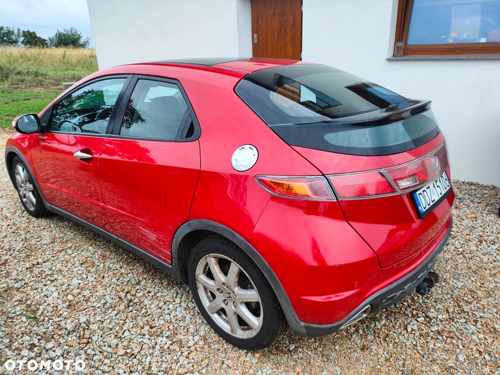 Honda Civic 2.2i-CTDi Executive NAVI - 2