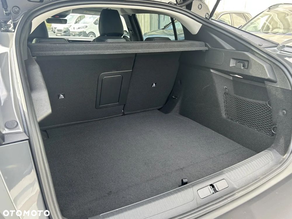 Peugeot 408 1.2 PureTech mHEV GT Exclusive S&S e-DSC6 - 13