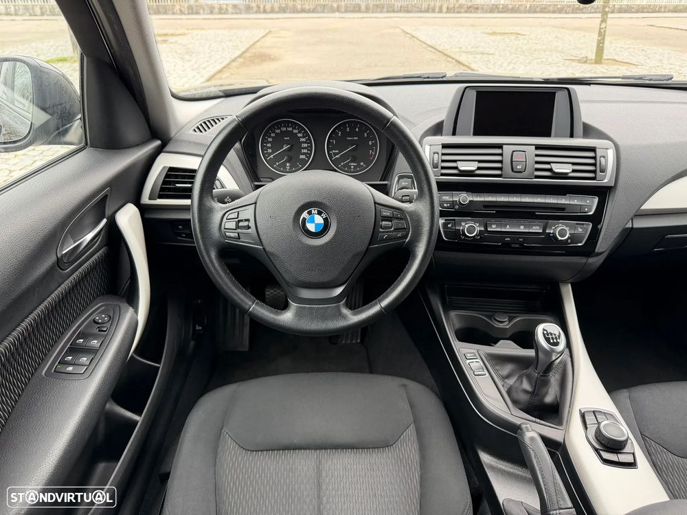 BMW 118 i Sport Line - 8