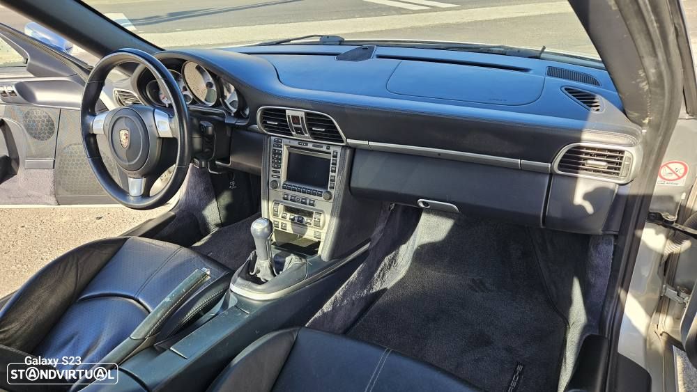 Porsche 911 Série F - 16