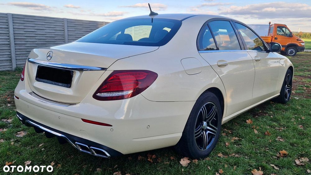 Mercedes-Benz Klasa E 200 d 9G-TRONIC - 6