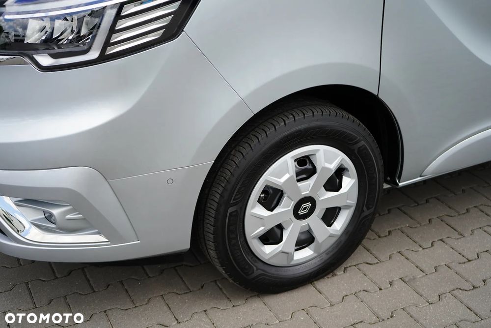 Renault Trafic 2.0 L2H1 HD Extra EDC (bryg.) - 19