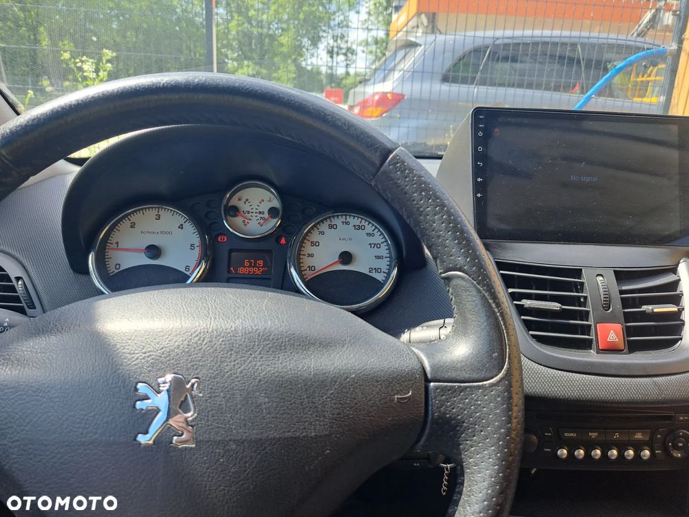 Peugeot 207 1.4 HDi Active - 8