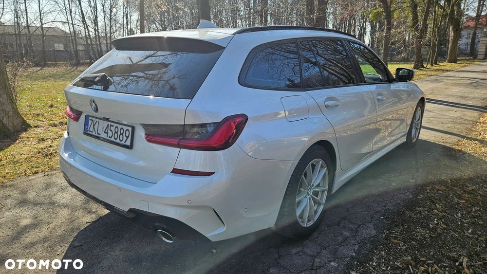 BMW Seria 3 320d xDrive M Sport Shadow - 3