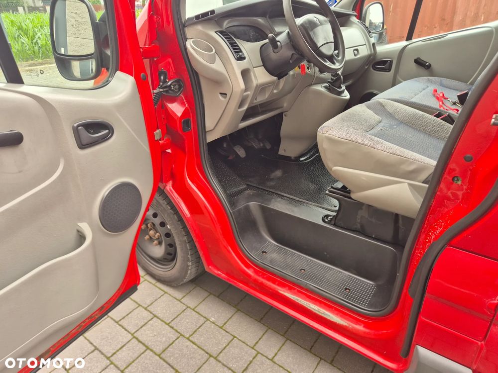 Renault Trafic - 14