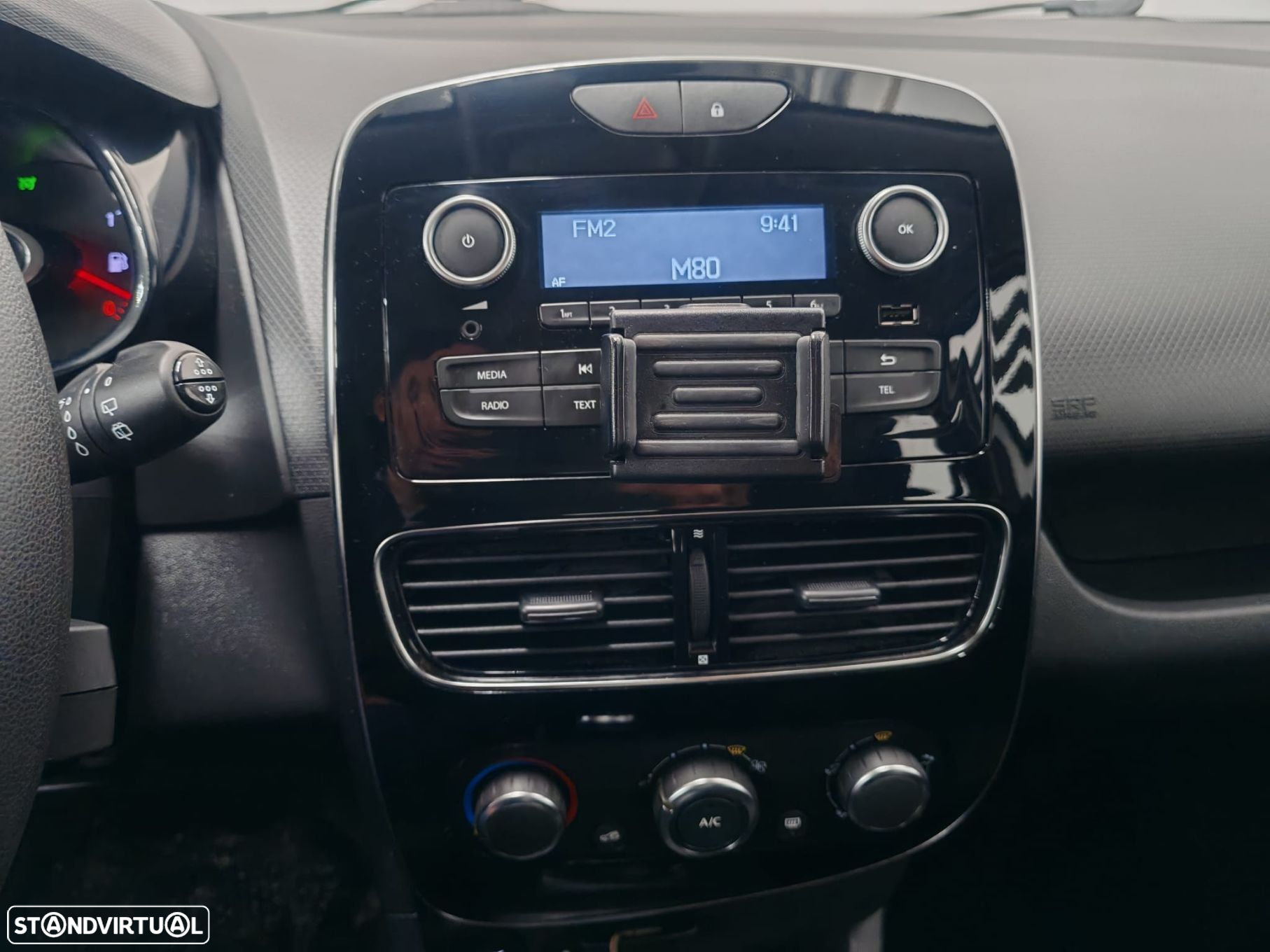 Renault Clio 1.5 dCi Limited - 12