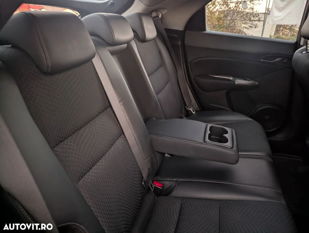 Honda Civic 1.8 SOHC i-VTEC MT Sport - 24