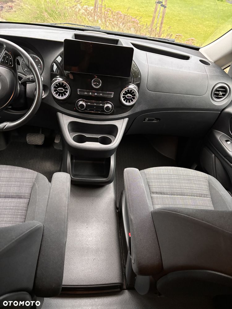 Mercedes-Benz Vito CDI Tourer Pro 447.703 - 12