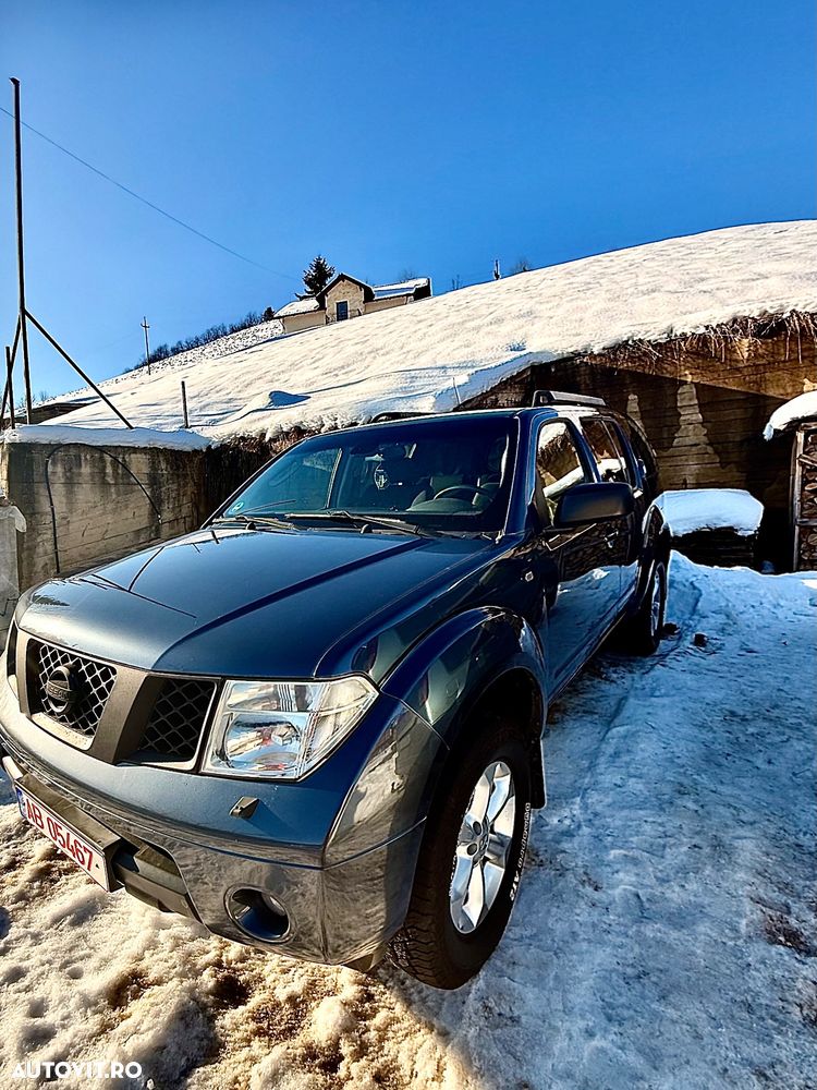 Nissan Pathfinder 2.5 dCi Aut LE - 3