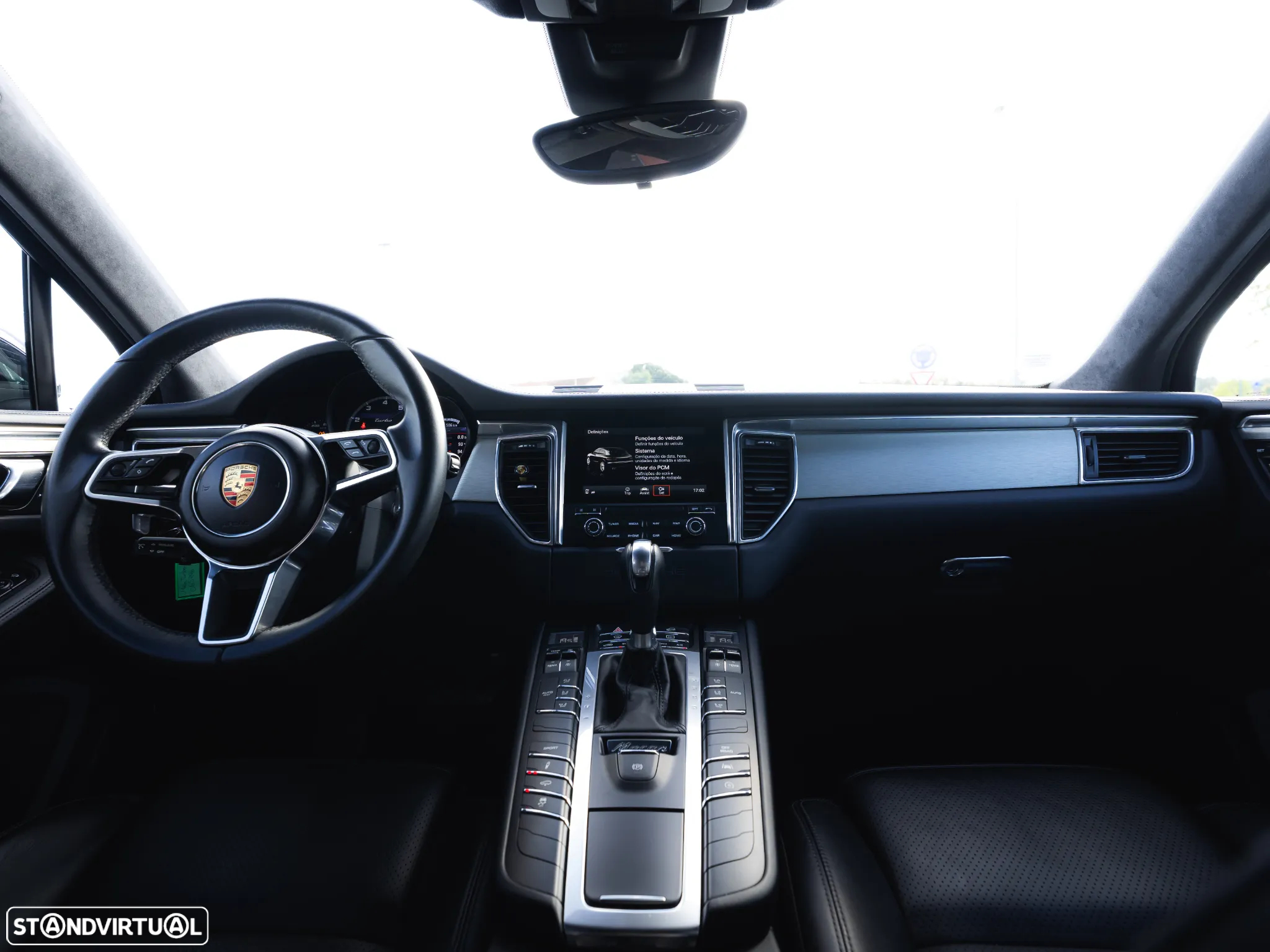 Porsche Macan Turbo - 11