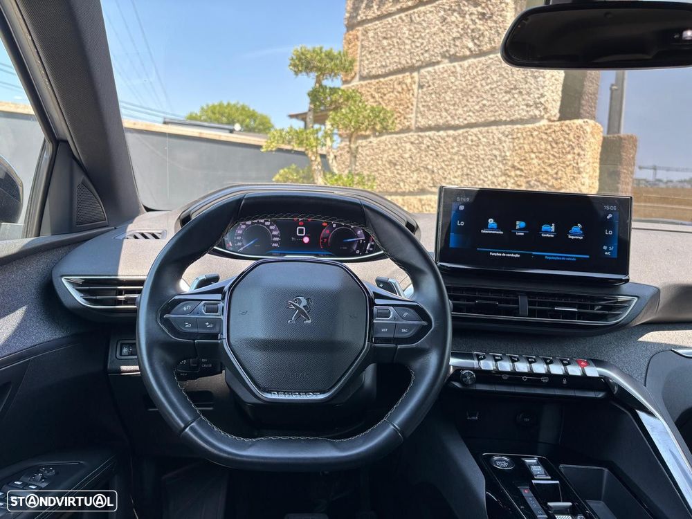 Peugeot 5008 1.2 PureTech Allure Pack EAT8 - 8