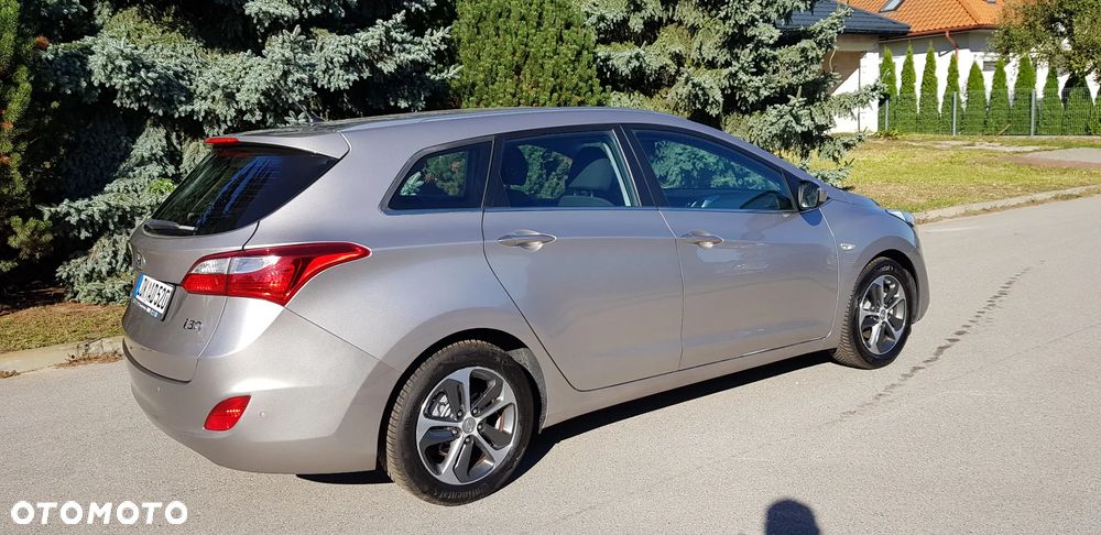 Hyundai i30 1.4 BlueDrive Base - 12