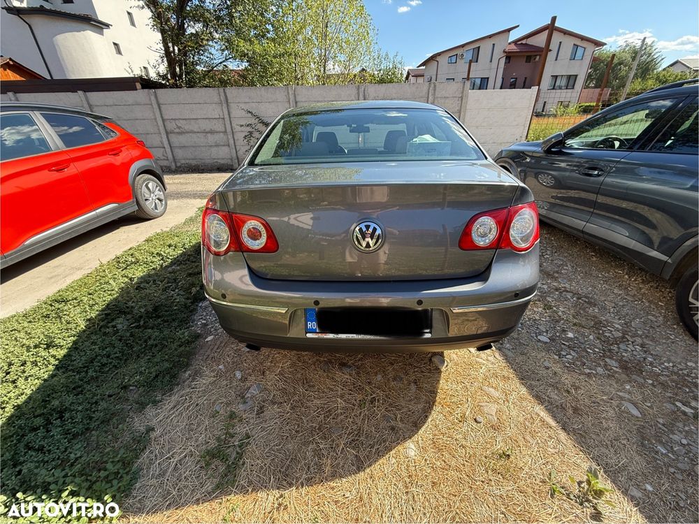 Volkswagen Passat Variant 2.0 FSI Highline 4Motion - 13