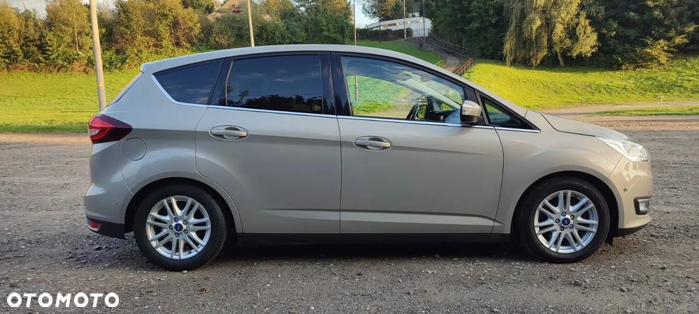 Ford C-MAX 2.0 TDCi Start-Stop-System Titanium - 38