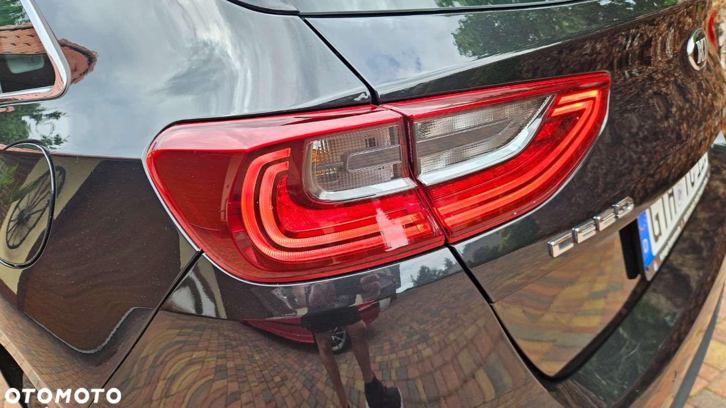 Kia Ceed - 7