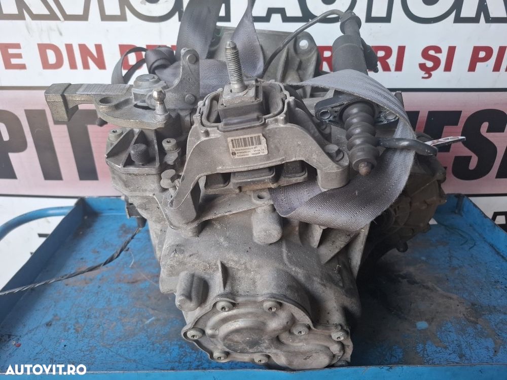 CUTIE DE VITEZE MANUALA MINI COOPER COUNTRYMAN 23007594640 7594640 R60 R61 N47 1.6 d - 4