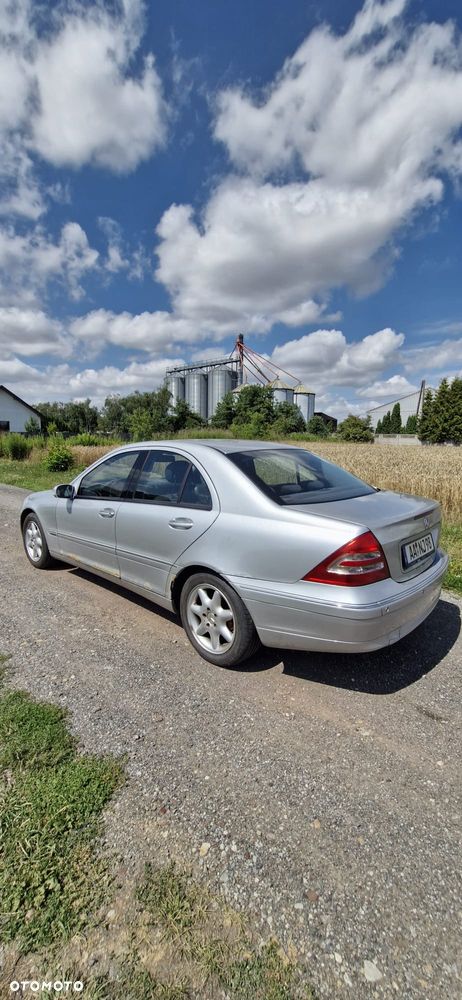 Mercedes-Benz Klasa C 200 Kompressor Elegance - 2