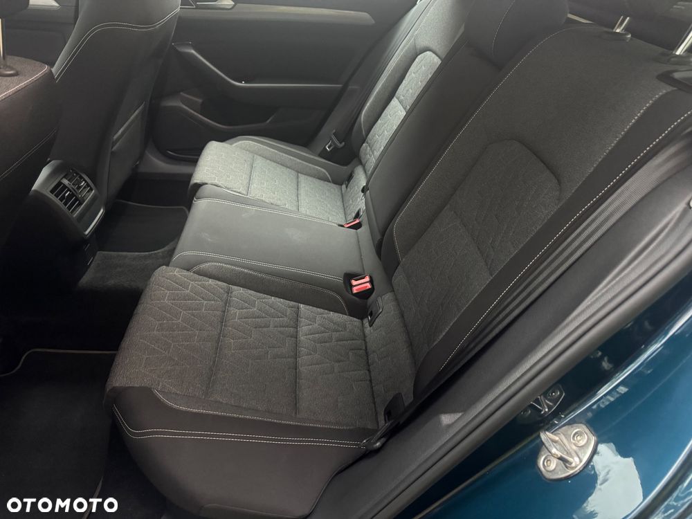 Volkswagen Passat 1.5 TSI EVO Elegance DSG - 14