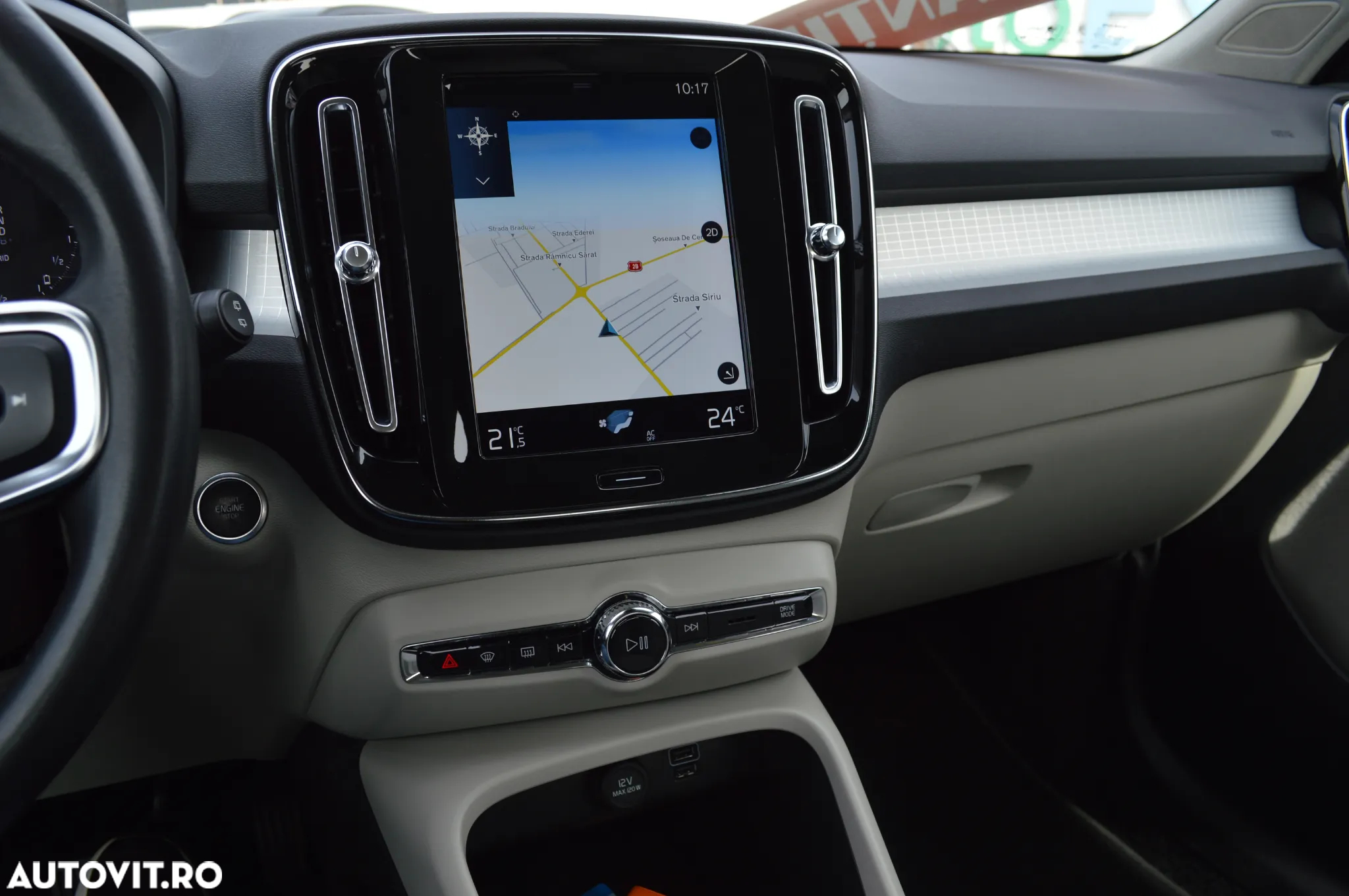 Volvo XC 40 Recharge T5 Twin Engine AT7 Inscription Expression - 23