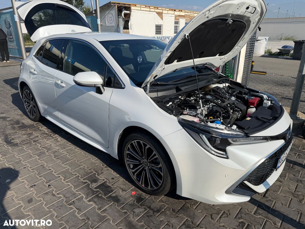 Toyota Corolla - 28